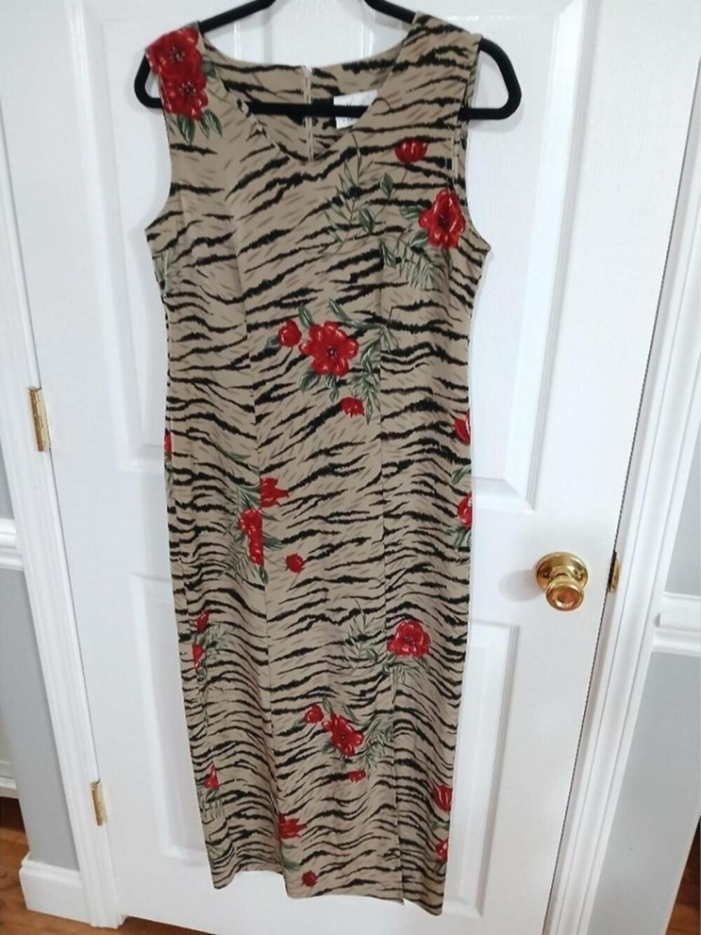 Women's Tan and Black Dress